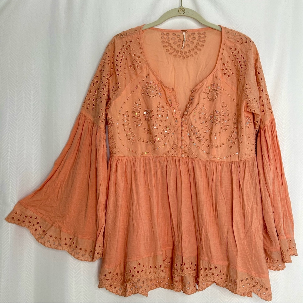 Free People orange babydoll peplum blouse long bell sleeves size M boho fairy